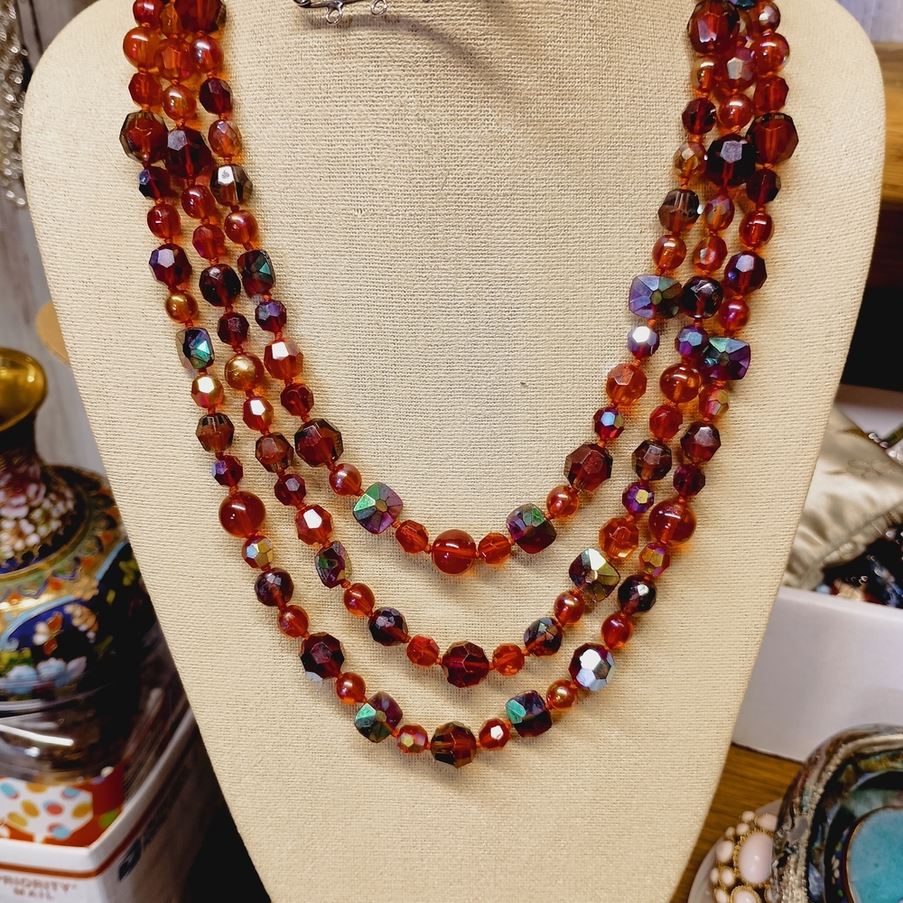 Elegant Red Crystal Beaded Necklace